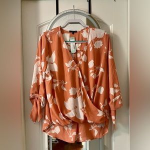 West Kei floral blouse peach asymmetrical tie 3/4 sleeves NWT large